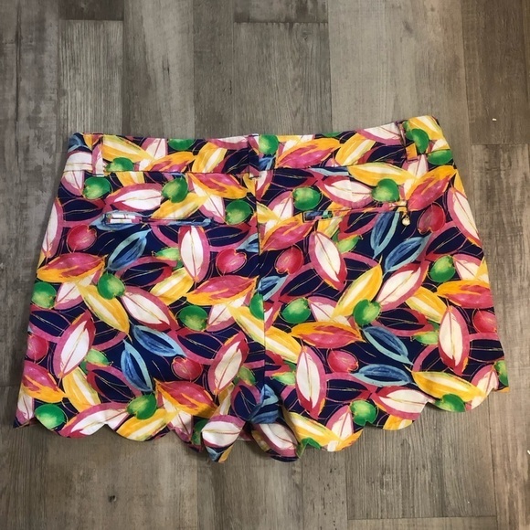 Crown and Ivy size 16 floral shorts - Picture 12 of 14